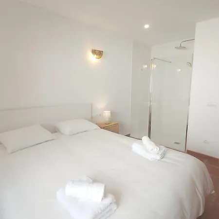 Semesterbostad Del Parque Flats Picasso Townhouse *