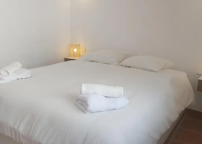 Del Parque Flats Picasso Townhouse Marbella