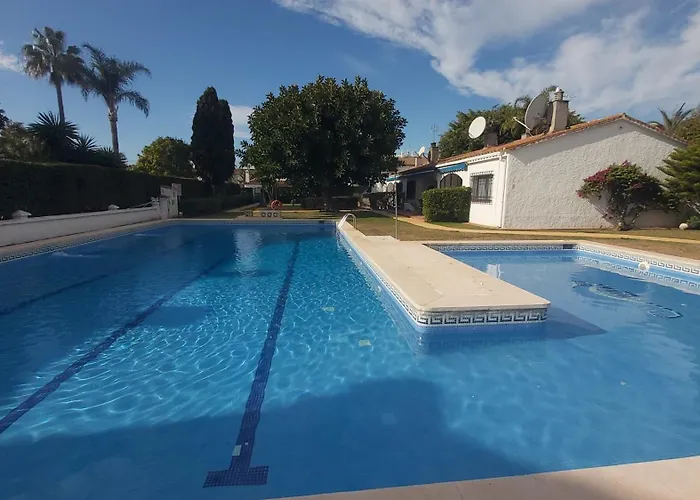 Del Parque Flats Picasso Townhouse Marbella