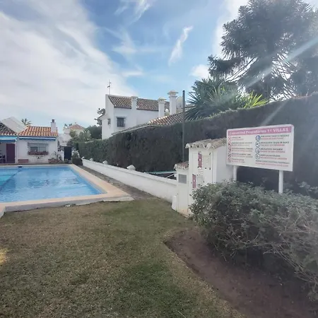 Del Parque Flats Picasso Townhouse Tatil Evi