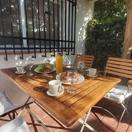 Del Parque Flats Picasso Townhouse *