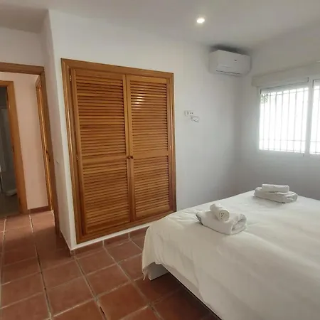 Del Parque Flats Picasso Townhouse