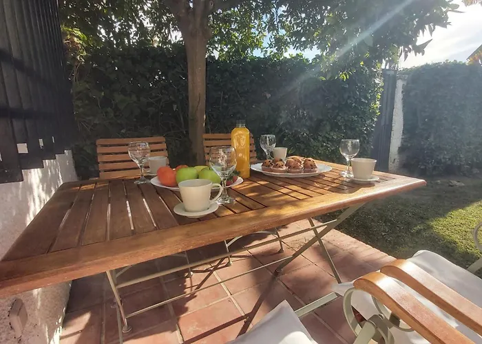 Nyaraló Del Parque Flats Picasso Townhouse *