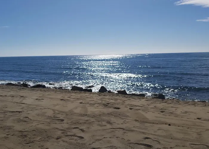 Nyaraló Del Parque Flats Picasso Townhouse