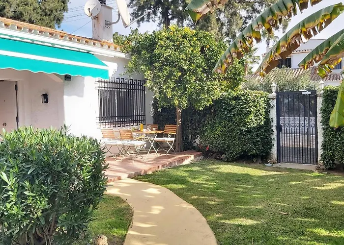 Del Parque Flats Picasso Townhouse * Марбелья