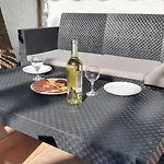 Del Parque Flats Picasso Townhouse